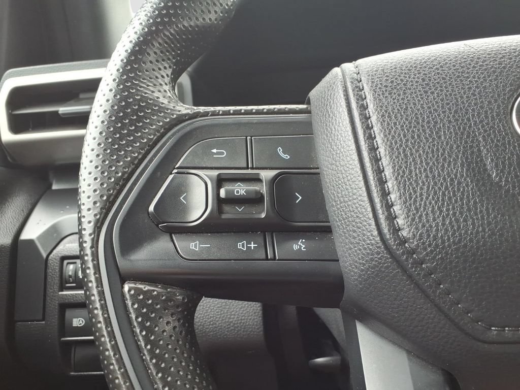 Used 2025 Toyota Tacoma SR RWD image 24