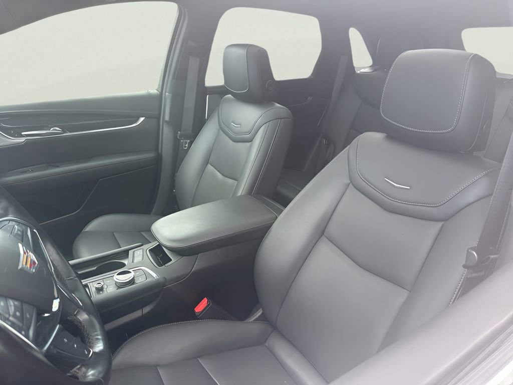 Used 2022 Cadillac XT5 Premium Luxury w/ Technology Package image 14