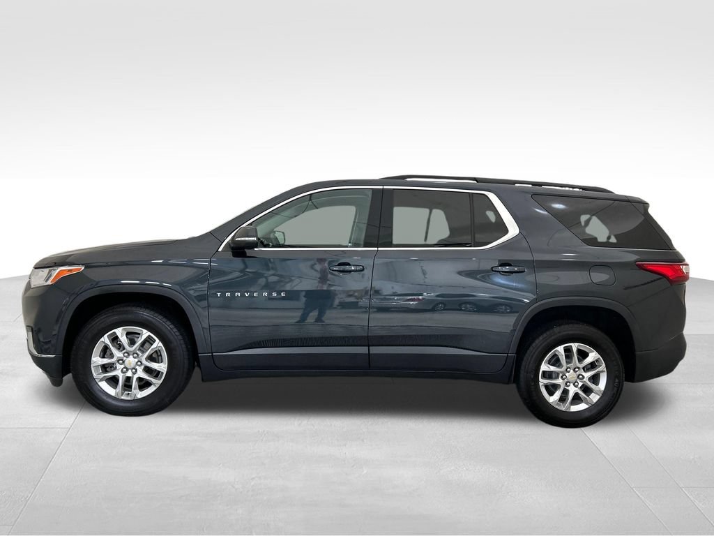 Used 2021 Chevrolet Traverse LT FWD image 2