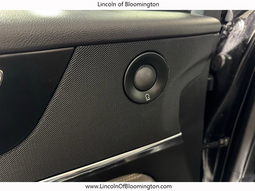 Certified 2023 Lincoln Corsair Reserve w/ Equipment Group 202A image 21