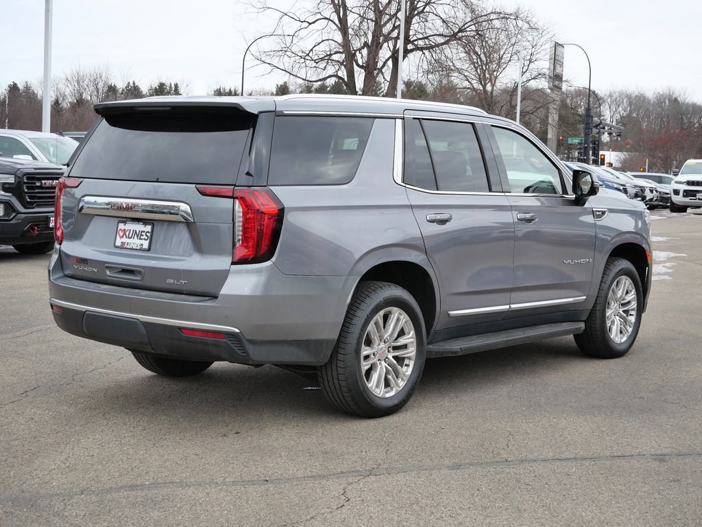 Used 2022 GMC Yukon SLT w/ SLT Premium Package image 9