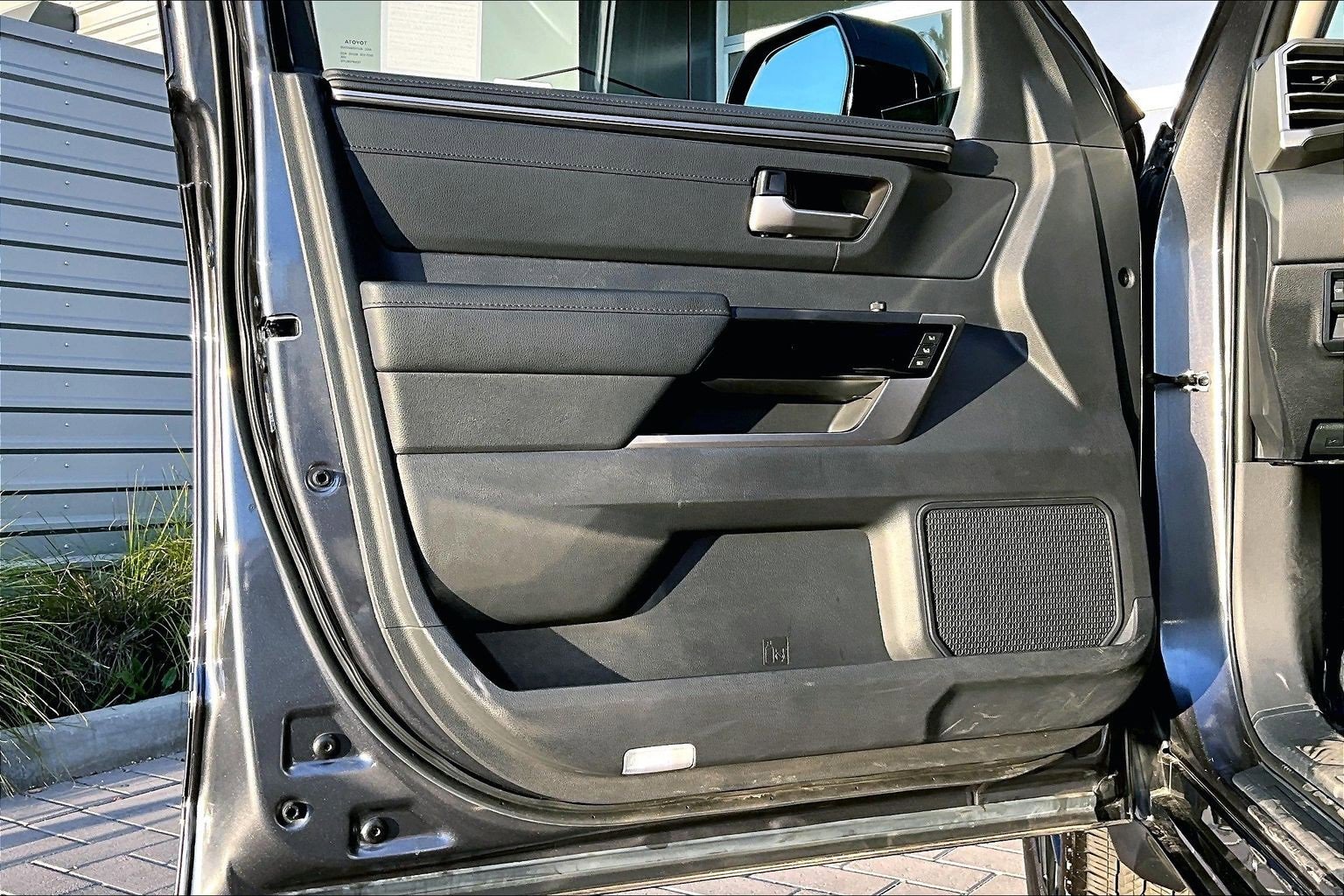 Used 2024 Toyota Tundra Limited image 23