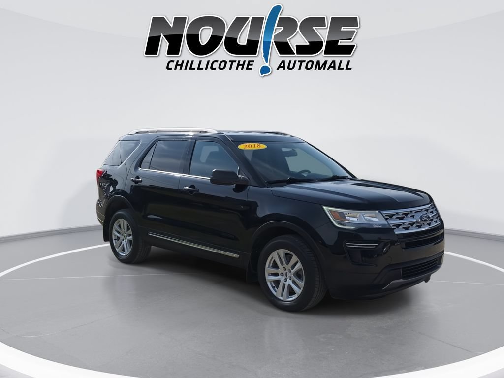 Used 2018 Ford Explorer XLT AWD/4WD image 2