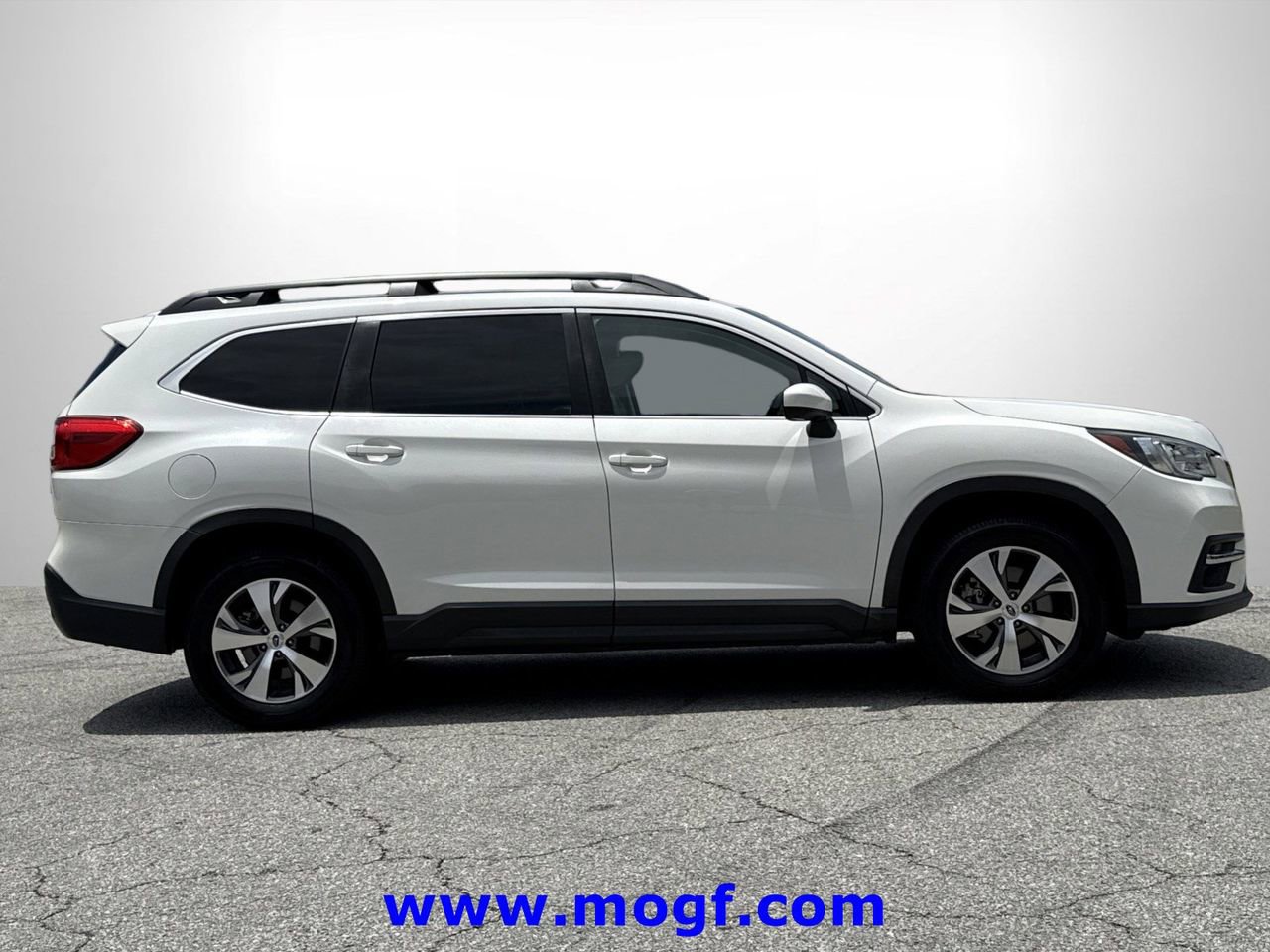 Used 2022 Subaru Ascent Premium w/ Convenience Package AWD/4WD image 28