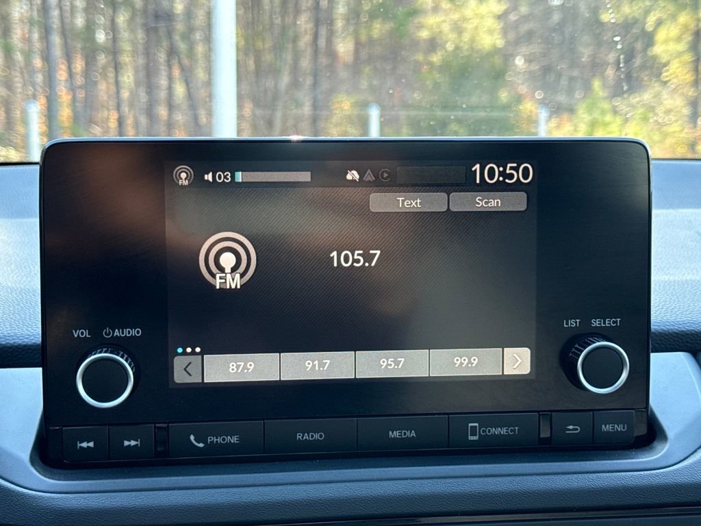 Used 2023 Honda Accord EX image 23