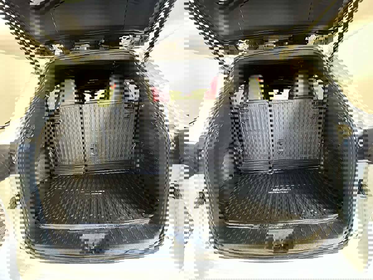 Used 2022 Toyota Highlander XSE image 23