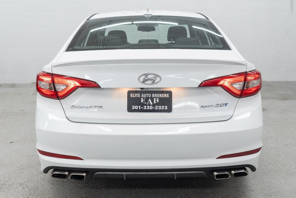 Used 2017 Hyundai Sonata Sport 2.0T FWD image 4