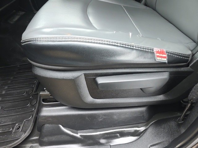 Used 2022 RAM 2500 Tradesman w/ Chrome Appearance Group image 14