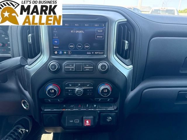 Used 2021 Chevrolet Silverado 1500 LT AWD/4WD image 9