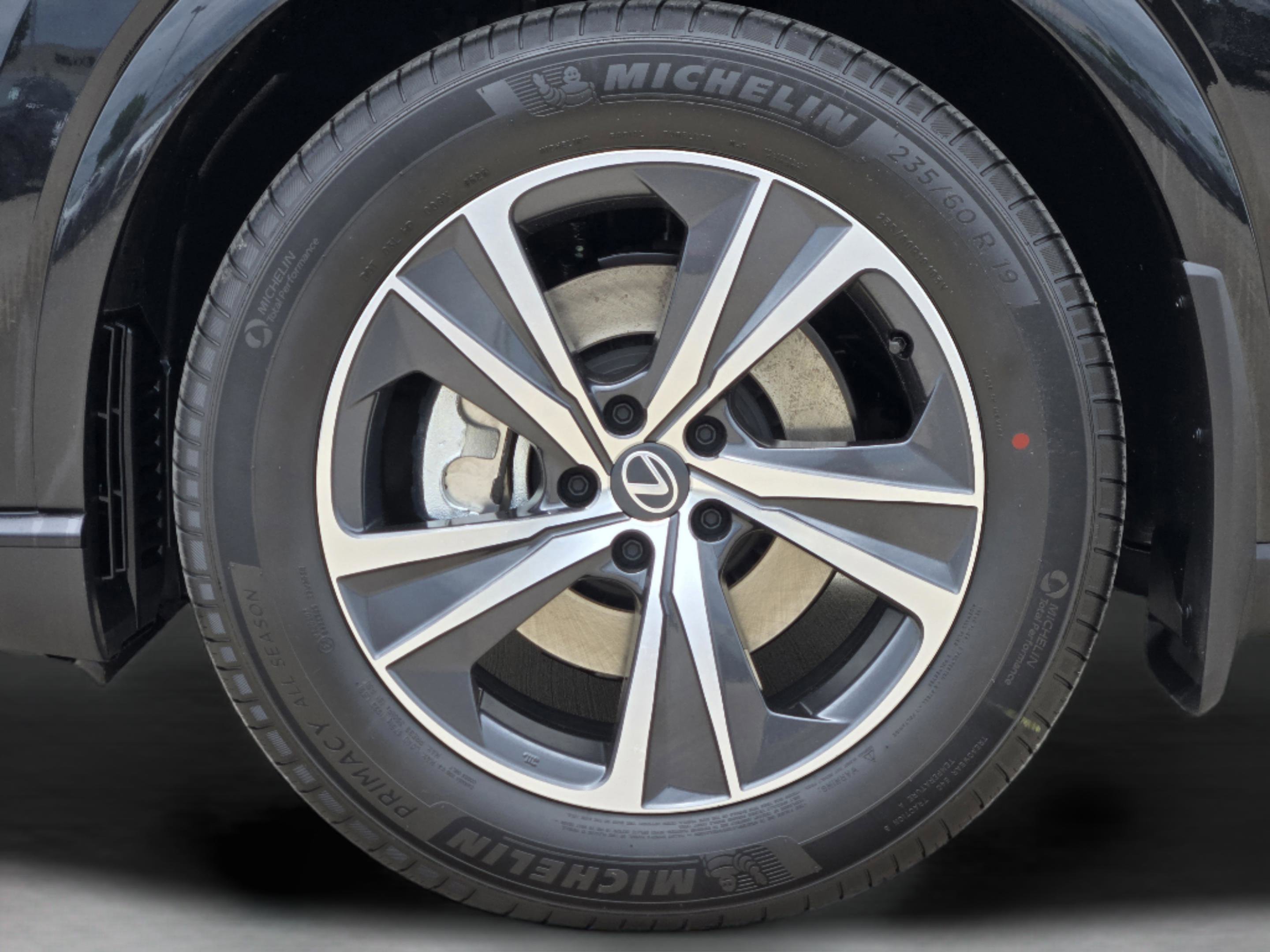 New 2026 Lexus RX 350h AWD/4WD image 21