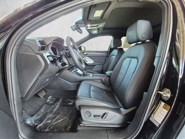Used 2024 Audi Q3 2.0T Premium Plus AWD/4WD image 16