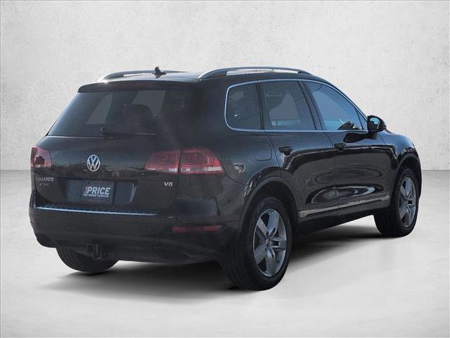 Used 2014 Volkswagen Touareg Lux image 5