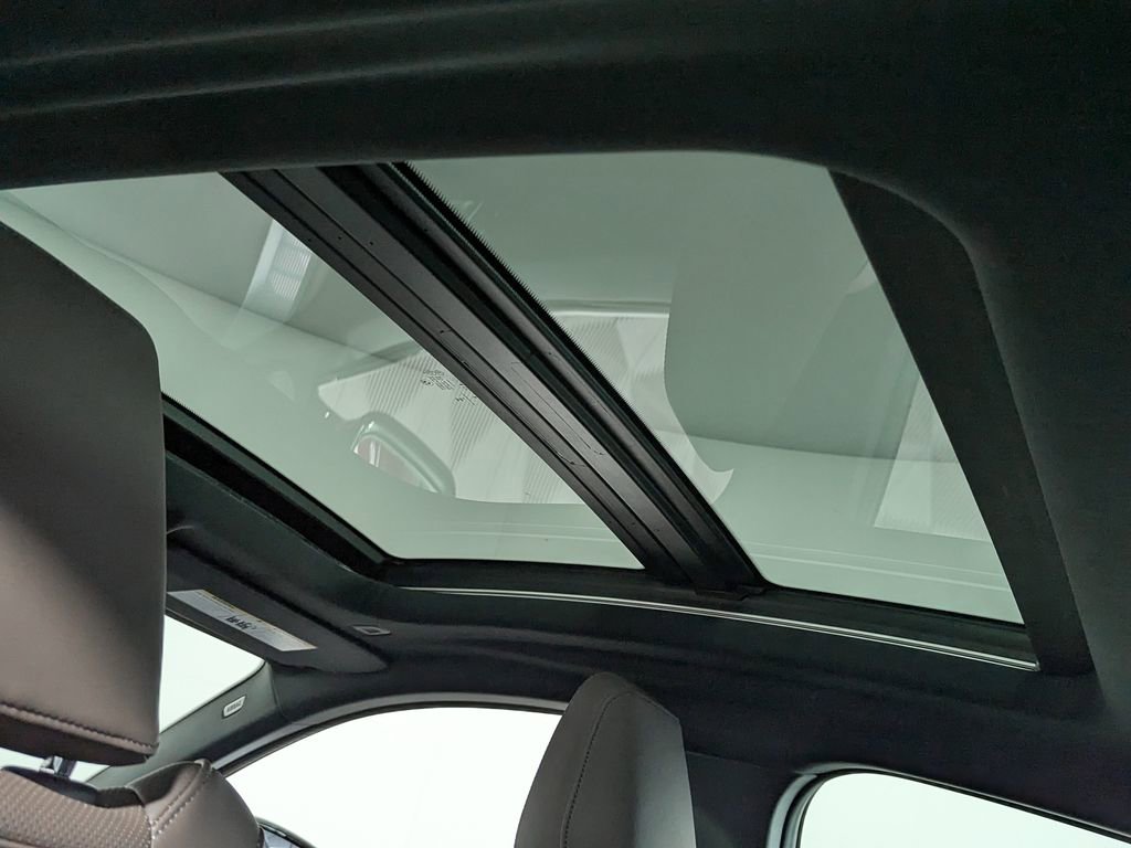 Used 2025 BMW 228i xDrive w/ Premium Package AWD/4WD image 13