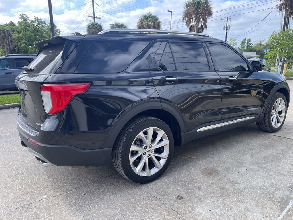 Used 2023 Ford Explorer Platinum w/ Technology Package image 5