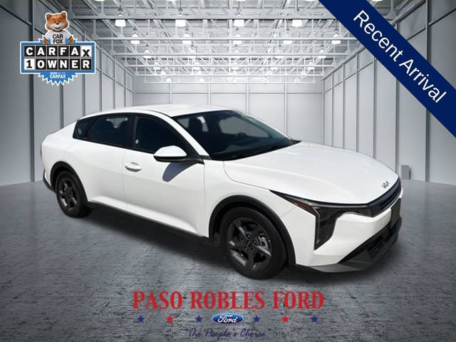 Used 2025 Kia K4 FWD image 1