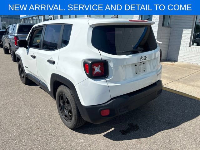 Used 2015 Jeep Renegade Sport w/ Power & Air Group FWD image 9