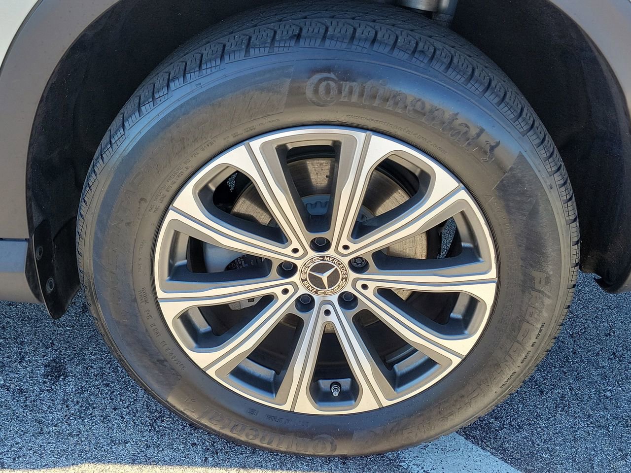 Certified 2024 Mercedes-Benz GLC 300 image 10