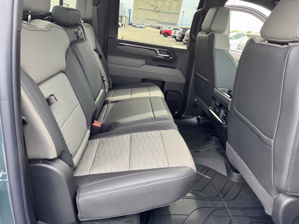 New 2026 Chevrolet Silverado 2500 ZR2 w/ LPO, Dark Essentials Package AWD/4WD image 27