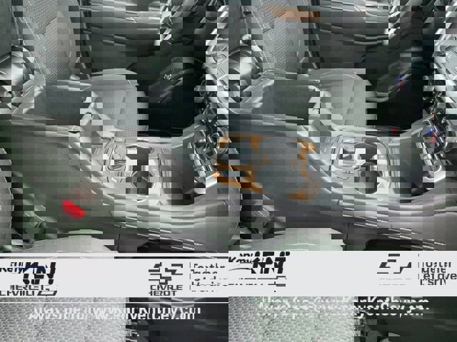 Certified 2023 GMC Acadia SLE w/ Driver Convenience Package image 15