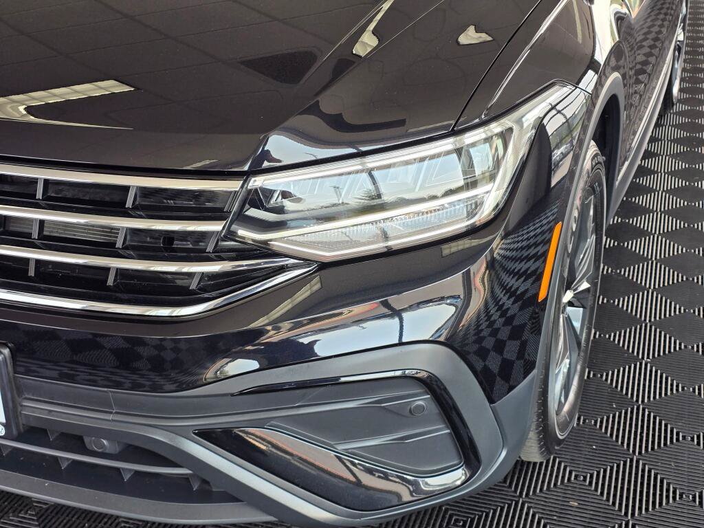 Used 2024 Volkswagen Tiguan SE w/ MDO Package, Two-Row AWD/4WD image 9