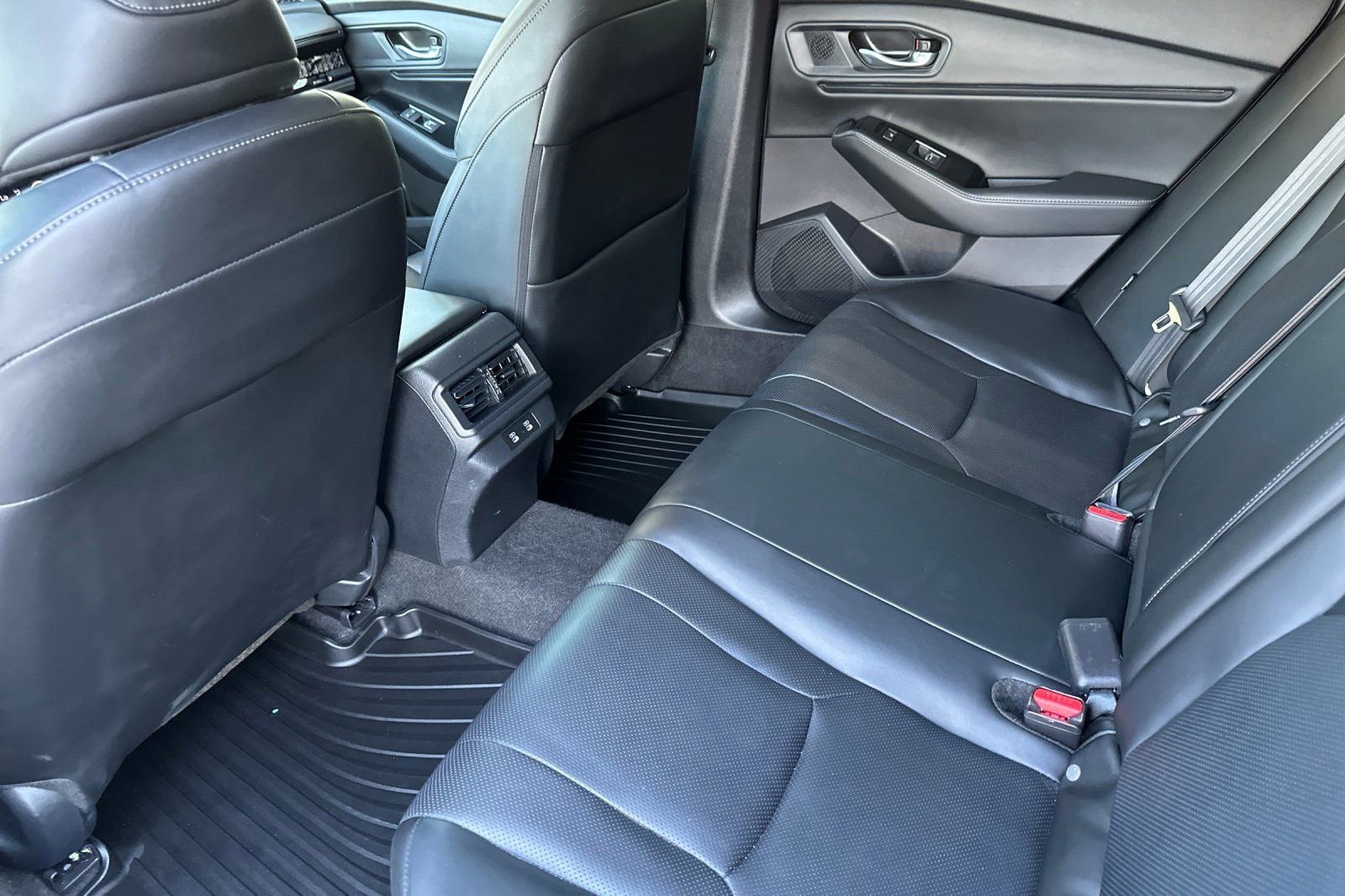 Used 2024 Honda Accord Touring image 13