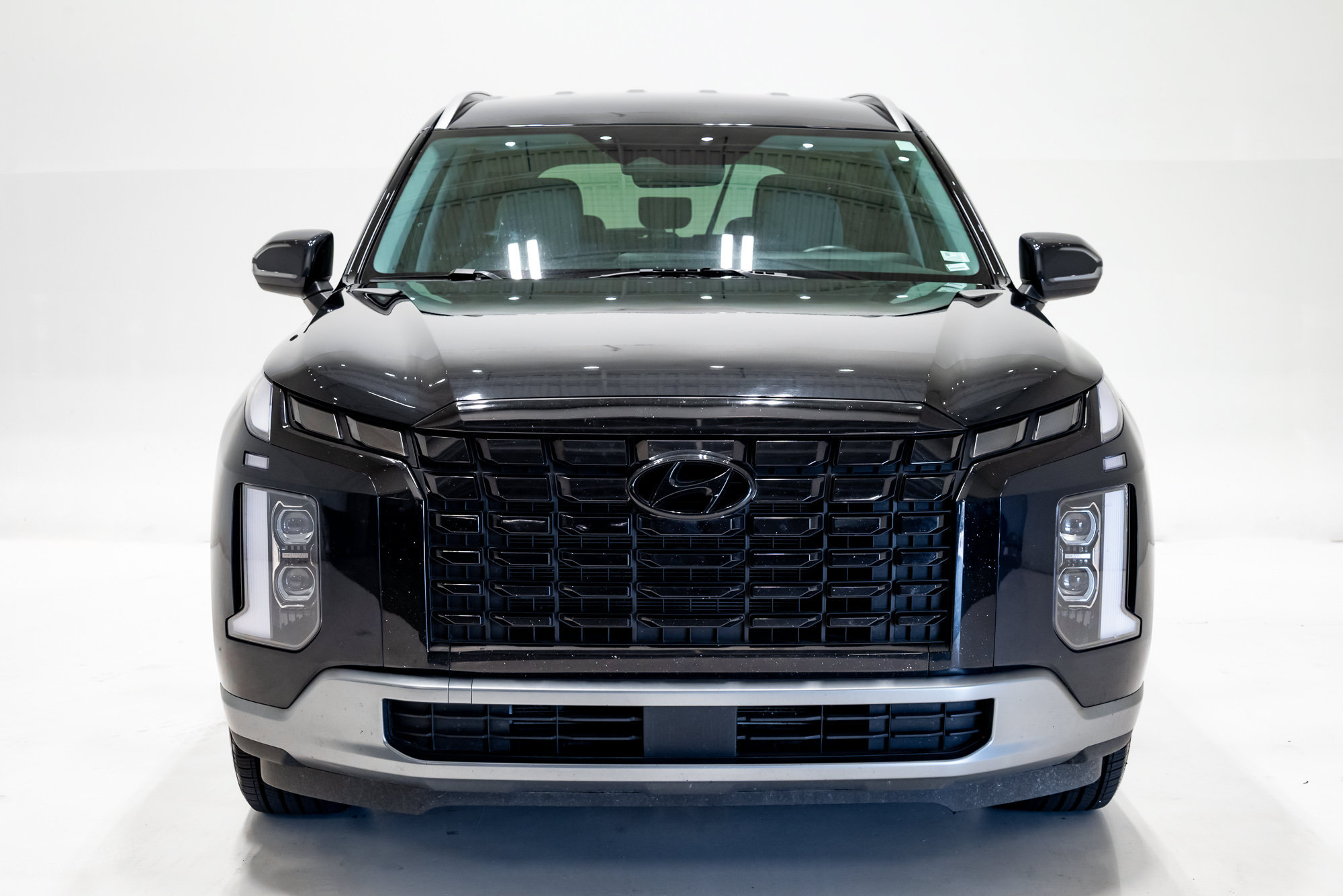 Used 2025 Hyundai Palisade SEL FWD image 4
