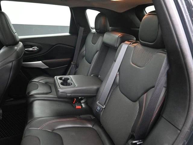 Used 2017 Jeep Cherokee Trailhawk w/ Comfort/Convenience Group image 28