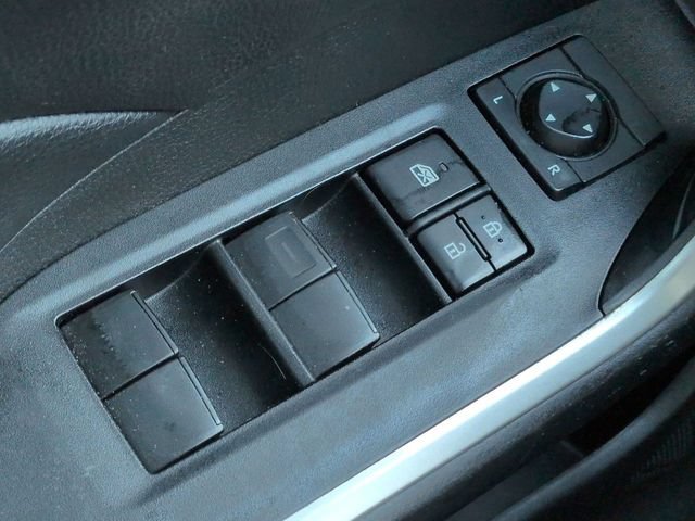 Used 2020 Toyota RAV4 XLE AWD/4WD image 22