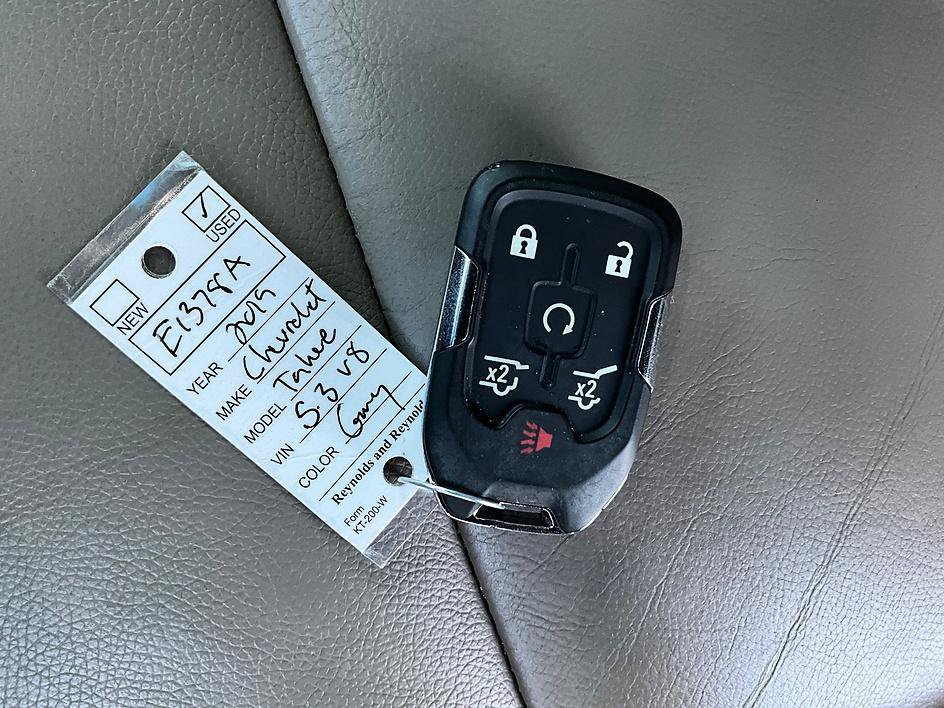 Used 2019 Chevrolet Tahoe LT w/ Luxury Package AWD/4WD image 39