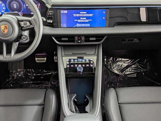 New 2026 Porsche Macan 4S Electric image 20