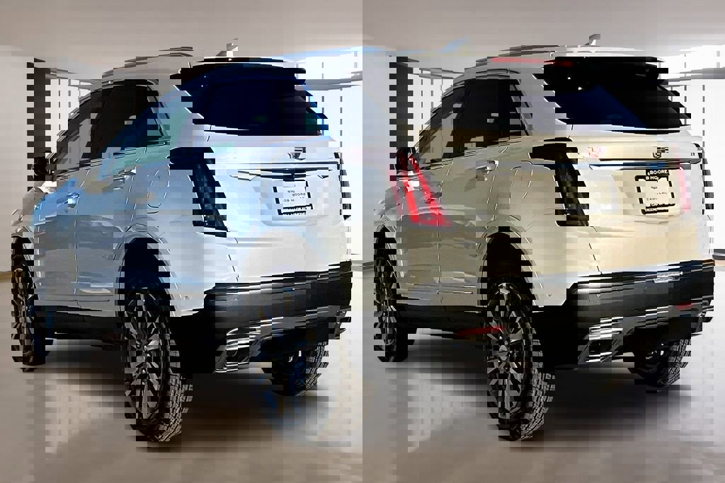 New 2026 Cadillac XT5 Premium Luxury image 3