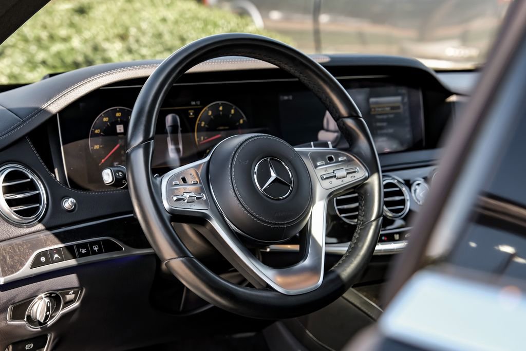 Used 2019 Mercedes-Benz S 560 4MATIC Sedan image 13
