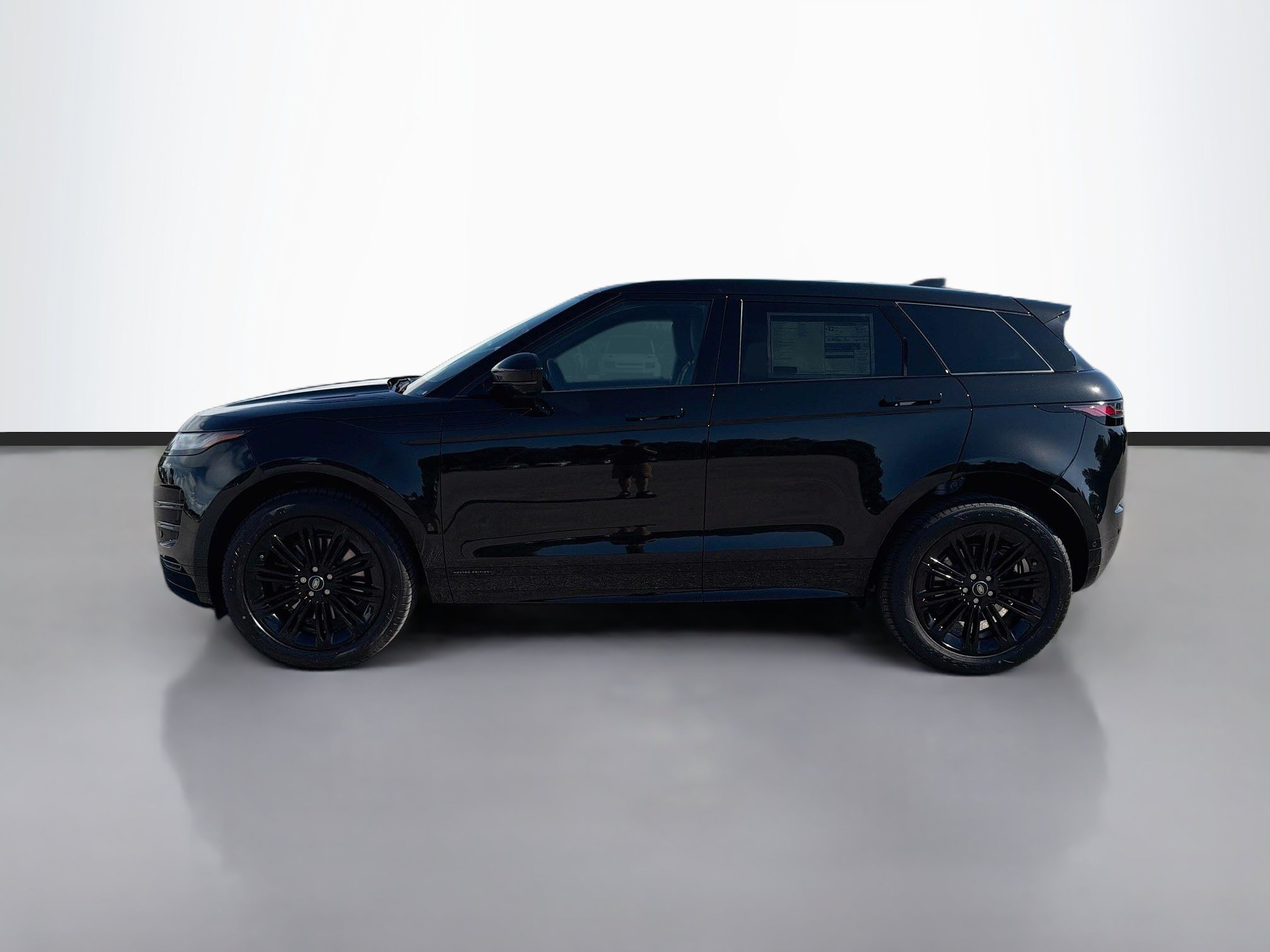 New 2026 Land Rover Range Rover Evoque Hoxton AWD/4WD image 2