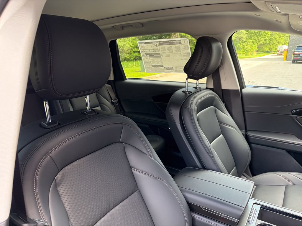 New 2026 Lincoln Nautilus Premier w/ Equipment Group 102A AWD/4WD image 27