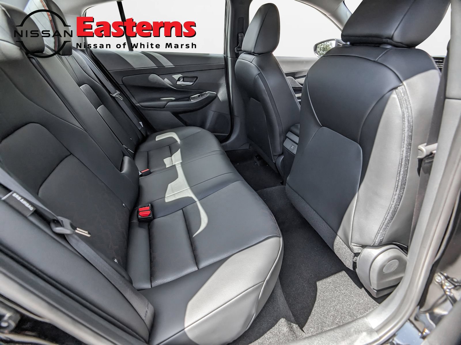 New 2026 Nissan Sentra SR w/ SR Premium Package FWD image 23