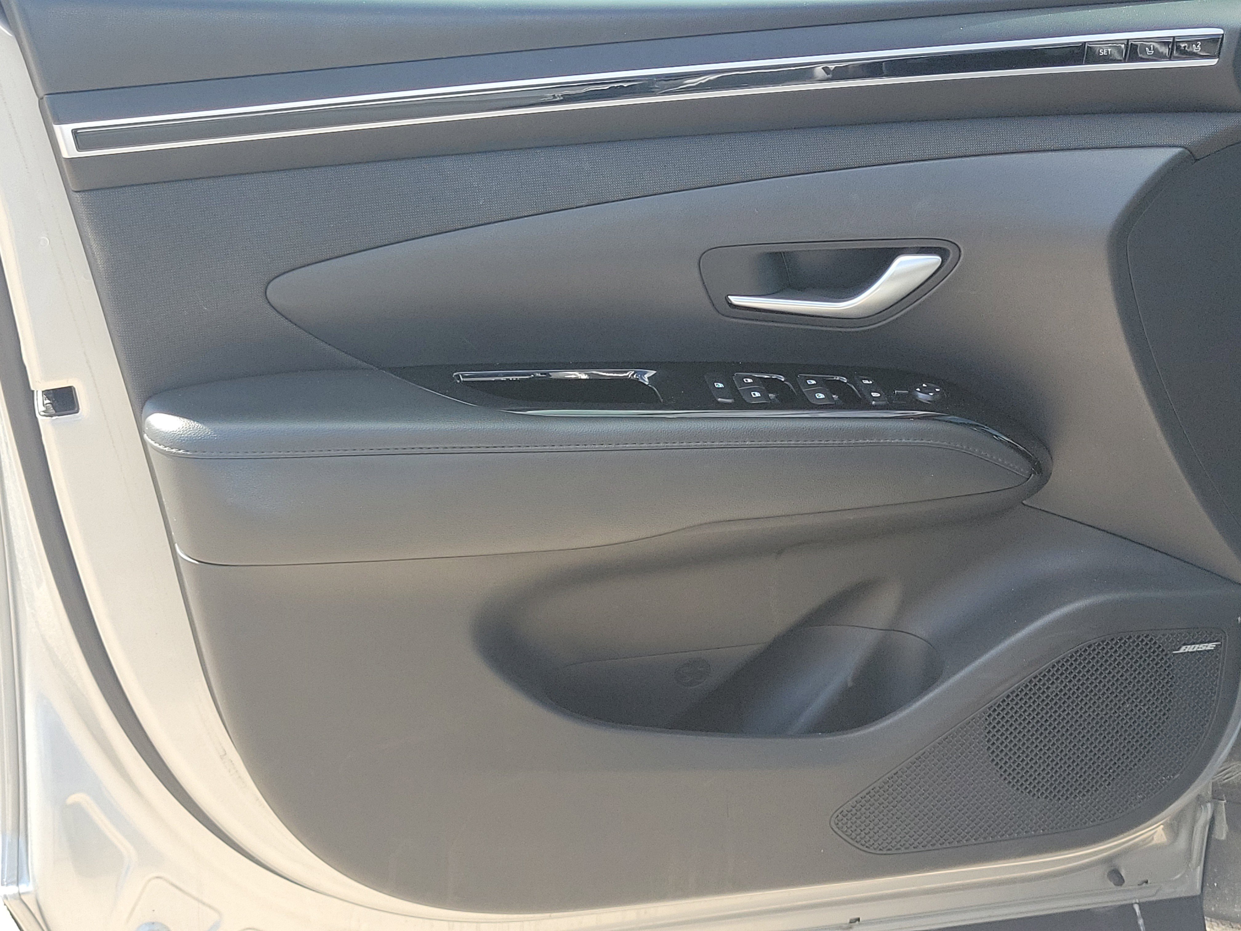 Used 2024 Hyundai Tucson Limited image 15