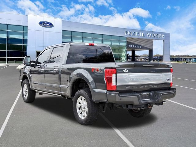 Used 2019 Ford F250 Platinum w/ Platinum Ultimate Package AWD/4WD image 2