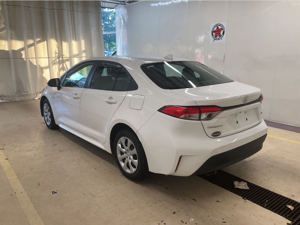 Used 2023 Toyota Corolla LE FWD video 3