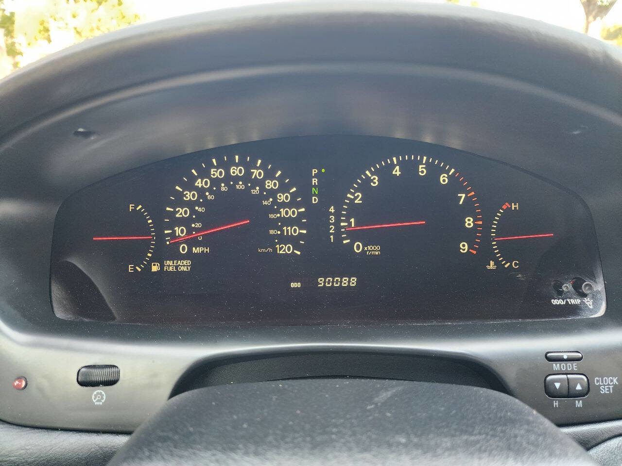 Used 2004 Mitsubishi Diamante LS image 22