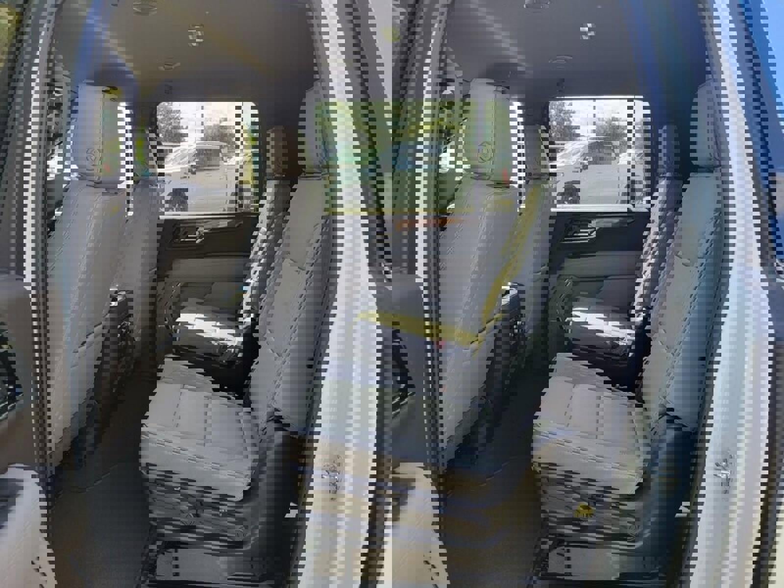 New 2026 GMC Yukon XL Elevation image 25