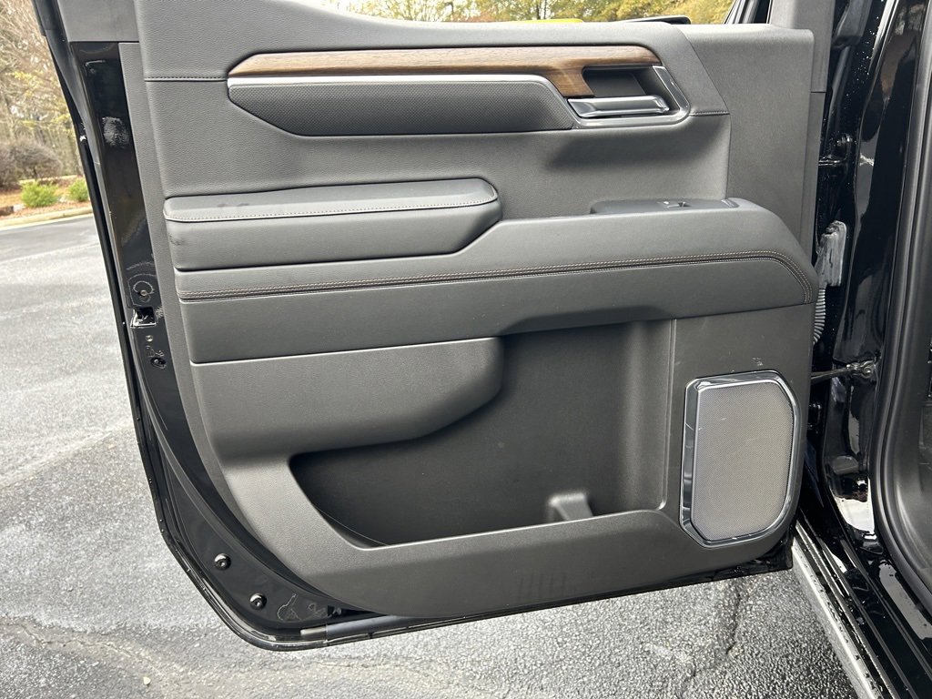 Used 2024 Chevrolet Silverado 1500 High Country image 55