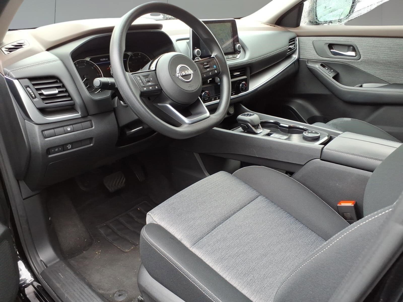 Used 2023 Nissan Rogue SV AWD/4WD image 7