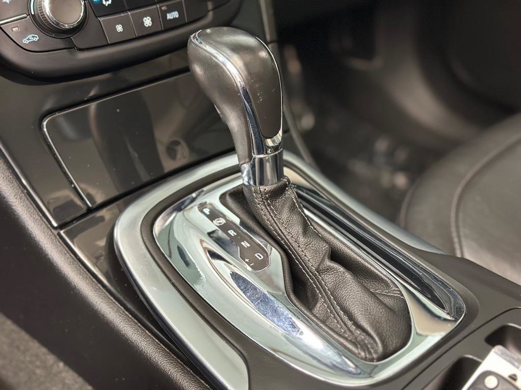 Used 2012 Buick Regal Premium FWD image 21