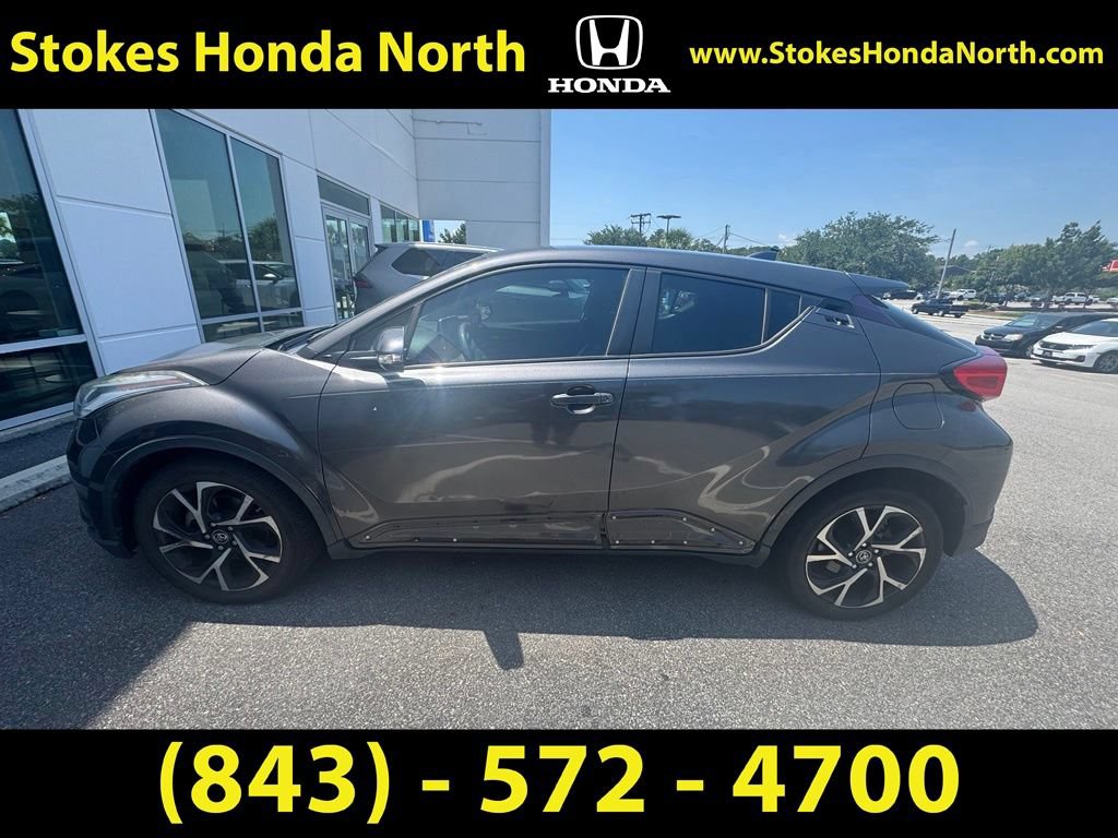 Used 2021 Toyota C-HR LE FWD image 5