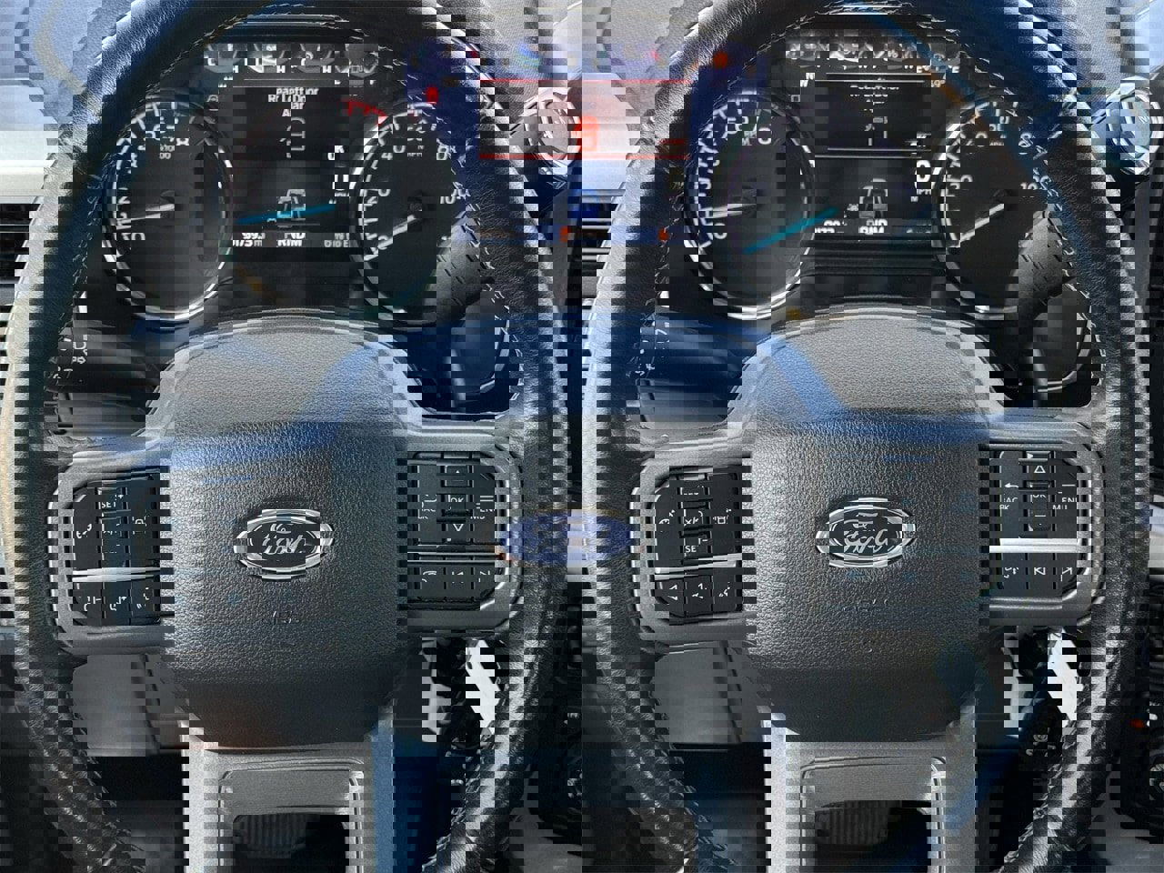 Used 2023 Ford F150 Lariat image 11