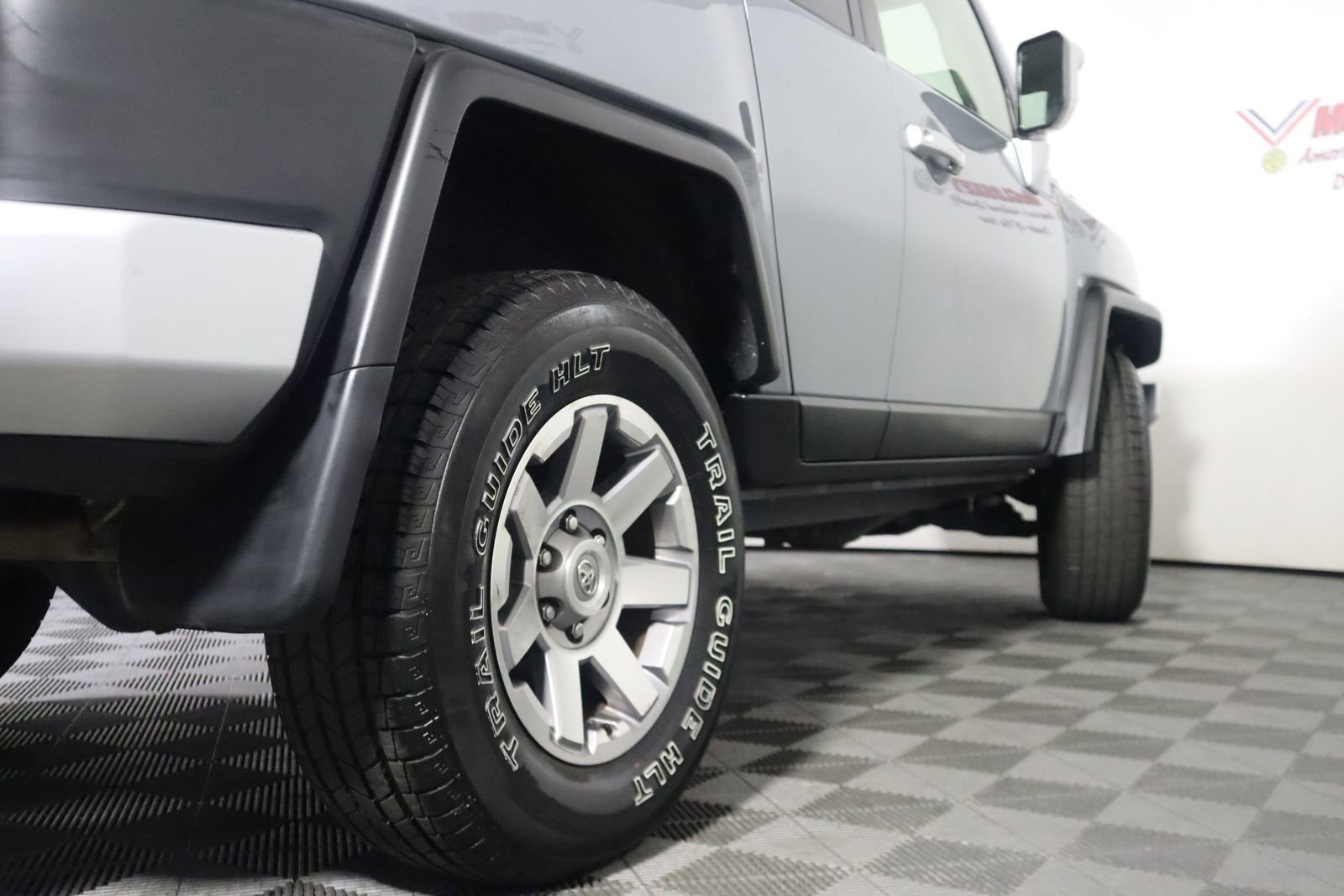 Used 2014 Toyota FJ Cruiser 4WD w/ Upgrade Package image 20