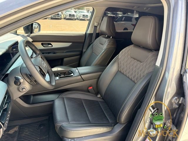 Used 2025 Nissan Murano Platinum w/ Cargo Package AWD/4WD image 12
