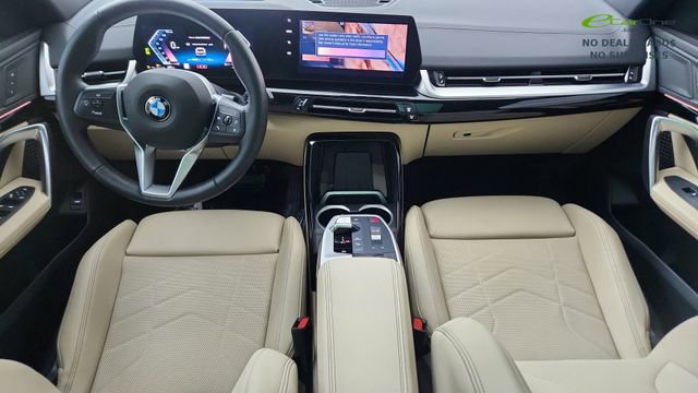 Used 2025 BMW X2 xDrive28i AWD/4WD image 21
