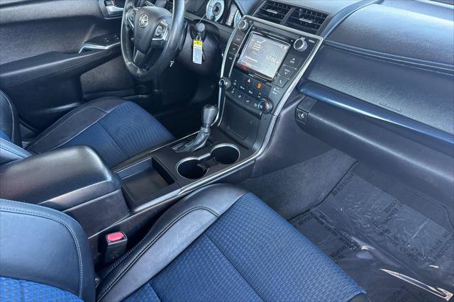 Certified 2016 Toyota Camry SE image 16