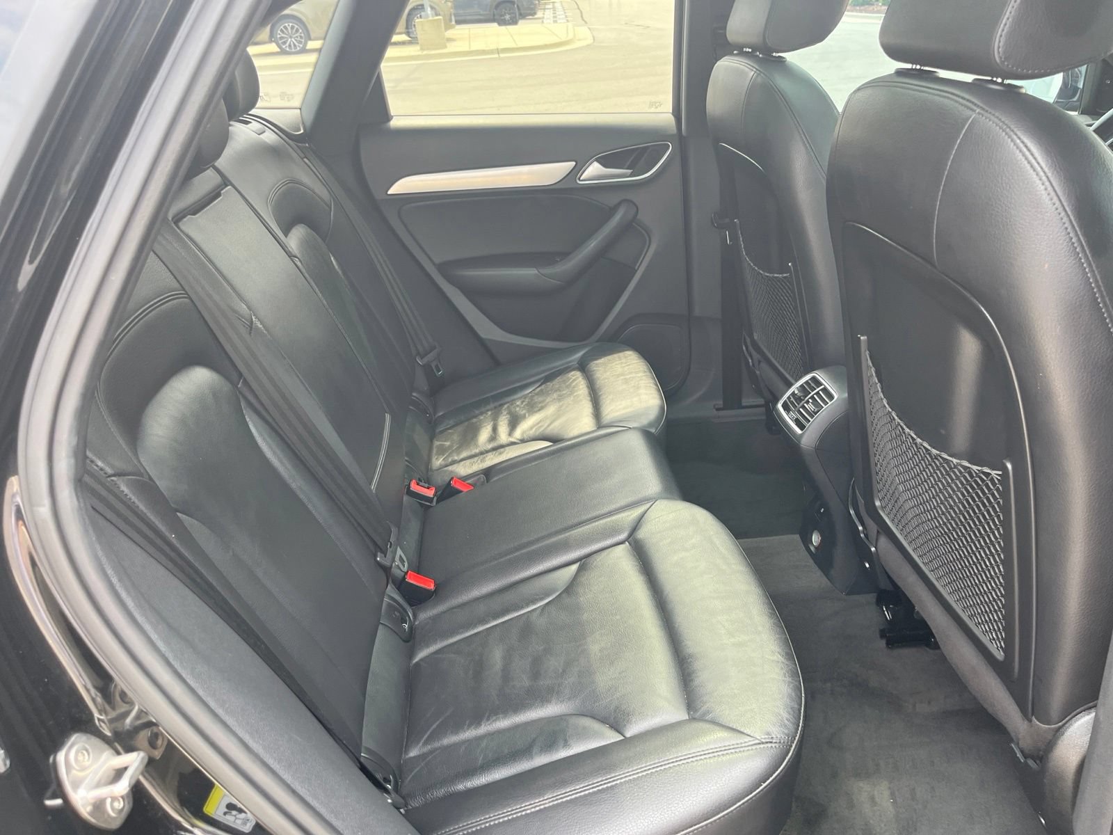 Used 2018 Audi Q3 2.0T Premium Plus w/ Premium Plus Package AWD/4WD image 34